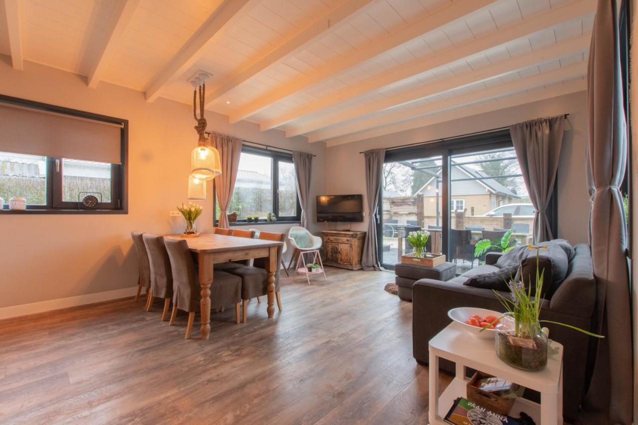 Stijlvol Ingerichte Bungalow In Baarland المظهر الخارجي الصورة